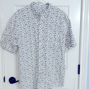 Button down shirt w/pocket beach print white w/black design EUC no stains tears